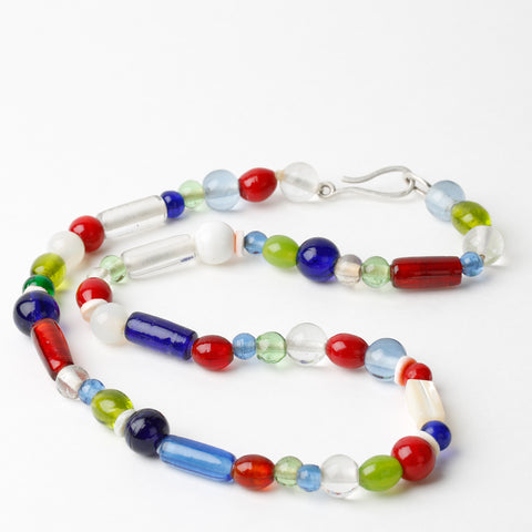 Daisies Necklace – Blue Red Green