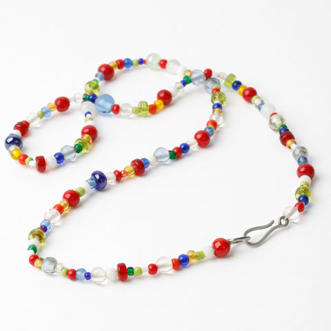 Daisies Necklace – Blue Red Yellow