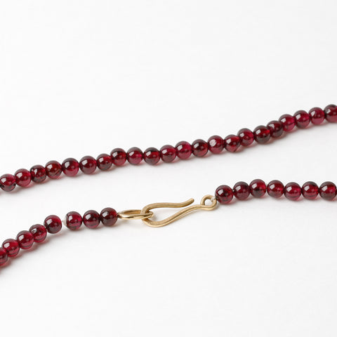 Daisies Necklace – Ruby