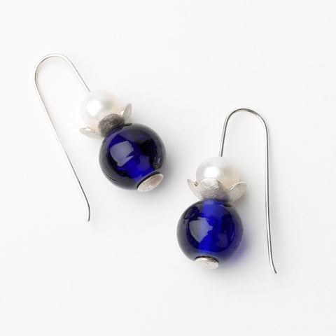 Elizabethan-inspired earrings with dark blue glass beads and pearls