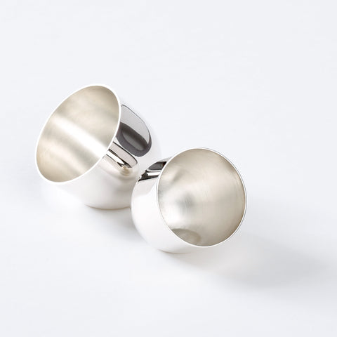Set of two nestling vessels