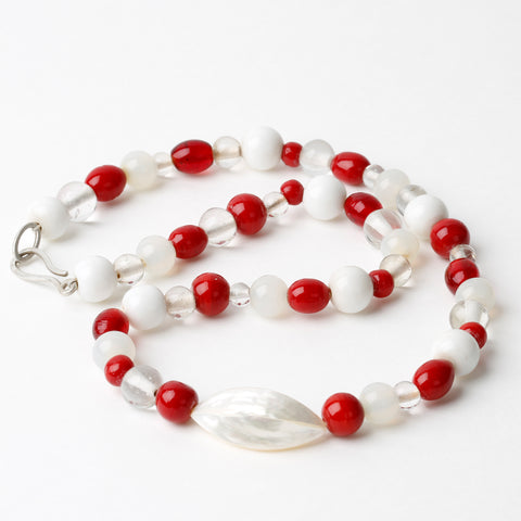 Daisies Necklace – Shell Red White