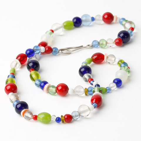 Daisies Necklace – Blue Green Red