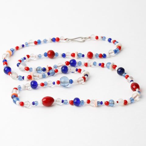 Daisies Necklace – Red Blue White