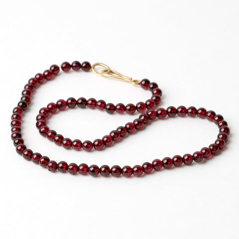 Daisies Necklace – Ruby